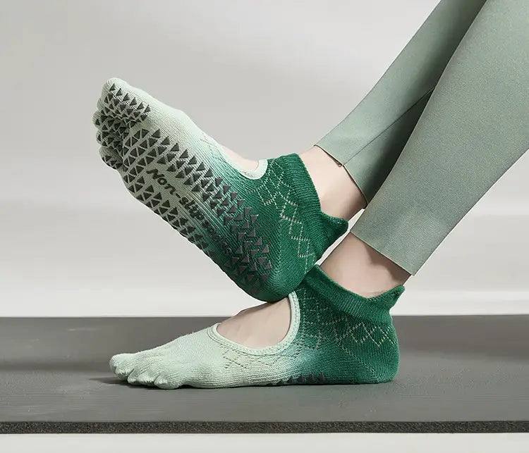 Cute pilates five toe socks for women - non-slip silicone low-ankle yoga socks