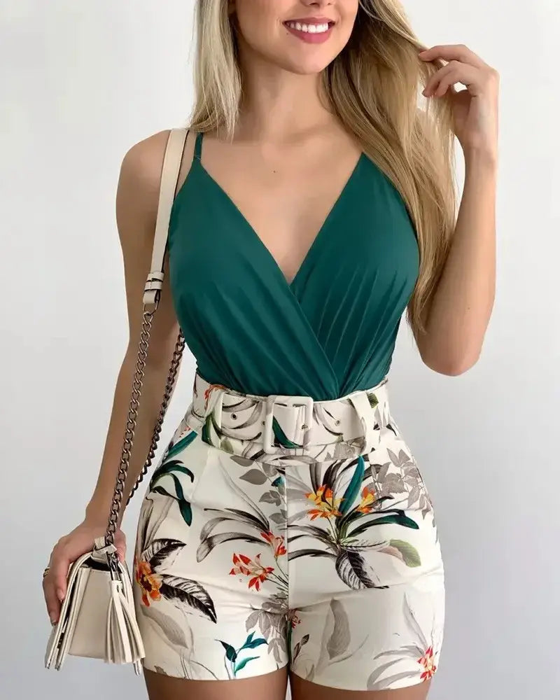 2024 summer sexy fashion two-piece hips beach women suspender shorts suit monos mujer elegante